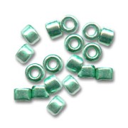 Toho Treasures 1.8 mm TO1T561 - Galvanized Green Teal x8g|raw }}