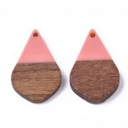 Drop resin imitation wood pendant 28x18 mm Salmon / Brown x1