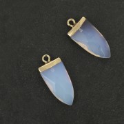 Pendant with a synthetic faceted gemstone 25 mm White Opal / Gold Tone x1