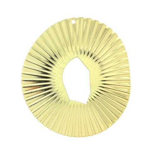42x38mm Brass irregular openworked pendant with a pleated effect - Gold Tone x1