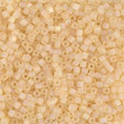Miyuki cubes 1.8mm SB18-0132FR - Light Topaz Mat AB x10g