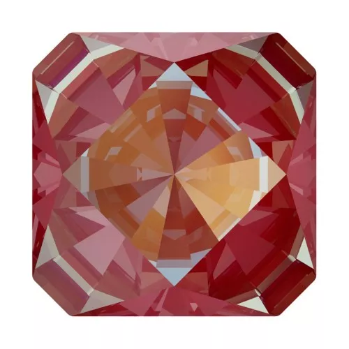 6mm PureCrystal Square Cabochon 4499 - Crystal Royal Red DeLite x1