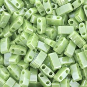 5x2.3x1.9mm Miyuki Half Tila Beads HTL-0439 - Opaque Chartreuse Luster x10g|raw }}