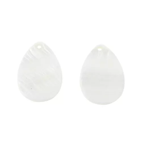 24.5x18mm Mother-of-pearl drop pendant - Natural x2
