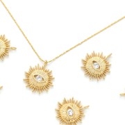 17x14mm Sun pendant with zirconium oxide - Gold Tone - Crystal x1