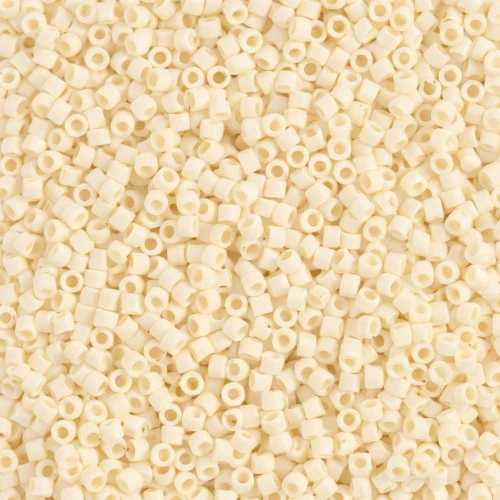 Miyuki Delica 11/0 DB0762 - Opaque Dark Cream Matte x 100 g