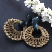 29x12mm Snail shape cellulose acetate Earstuds - Red - Black x2