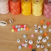 Assortment of 200 round 7mm alphabet letter beads - Pastel Blue - White x1