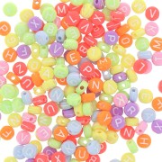 Assortment of 200 round 7mm alphabet letter beads - Neon Multicolored - White x1|raw }}