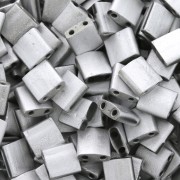 5x5x1.9mm Miyuki Tila Beads TL-55106 - Labrador Full Mat x10g|raw }}