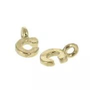 8mm Alphabet letter charm with closed ring - C - Gold plated 3 micron x1