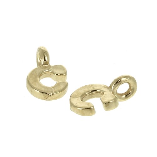 8mm Alphabet letter charm with closed ring - C - Gold plated 3 micron x1