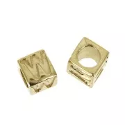 5mm Cube alphabet letter bead with large hole - W - Gold plated 3 micron x1