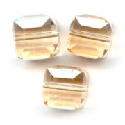 PureCrystal 5601 Cube 8mm Crystal Golden Shadow x1|raw }}