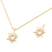 16x11mm Sun charm with  zirconium oxide - Gold Tone - Crystal x1