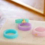 7x8mm Stick-on Bee-shaped element - Fine Gold Plated x1