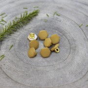 10mm Atelier Brunette Quartz - Tinted mother-of-pearl & metal button - Mustard x1|raw }}