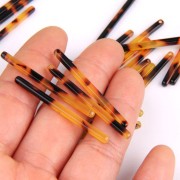40x2.5mm Bar pendant - Tortoise shell - Brown - Black x1