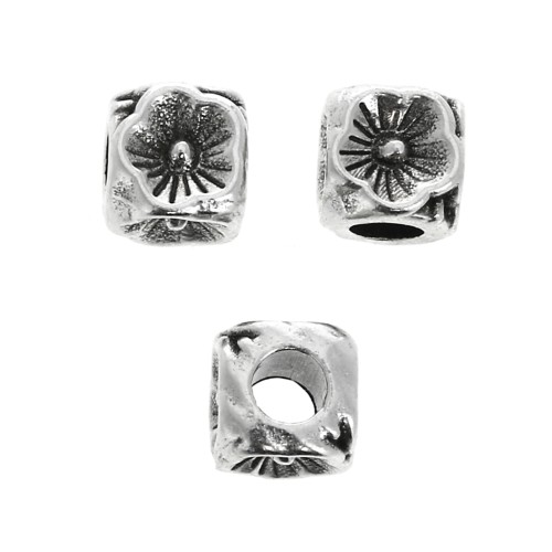 5mm Cube bead - flower pattern - Antique Silver Plating x1