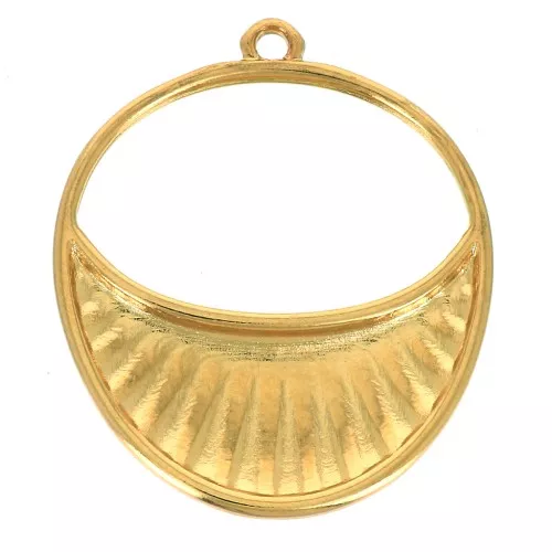 29x25mm Hollow ethnic design pendant - Fine Gold Plated x1