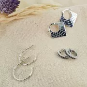 13.5mm 925 Sterling Silver Leverback earring with zirconium - Black x2