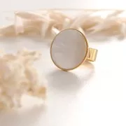 20mm Round Mother of Pearl cabochon - White x1