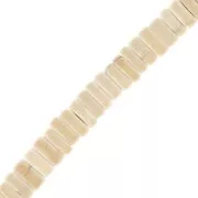 Howlite - Perles rondelles heishi 4x2 mm imitation Howlite teintées - Crème x38cm Perles rondelles heishi 4x2 mm imitation Howlite teintées - Crème x38cm