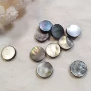 12mm Flat mother-of-pearl tinted puck bead - Grey x1