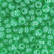 Preciosa Seed Beads 11/0 2 mm - Jade Alabaster x 20 g