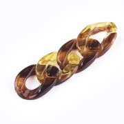 24x17mm Twisted oval links - Amber Marbled x20