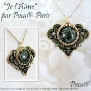 25mm Glass round cabochon by Puca® - Metallic Mat Green Spotted x1