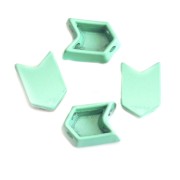 11.5x8mm Arrow shaped zamac bead - Turquoise Green x1