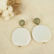 37x39mm Irregular resin puck - Marbled Green x1