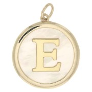 19x17mm Round mother-of-pearl pendant - Letter E - 3 microns gold plated x1|raw }}