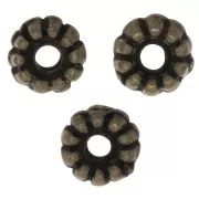 5mm Round beads worked - Bronze Tone x5
