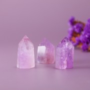 arrow-shaped Faceted Amethyst - gemstone - random size x1