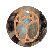 15mm Round flat pendant - engraved beetle - by Perles & Co - Labradorite x1