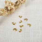 8x5mm Mini Moon Charm - Fine Gold Plated x1