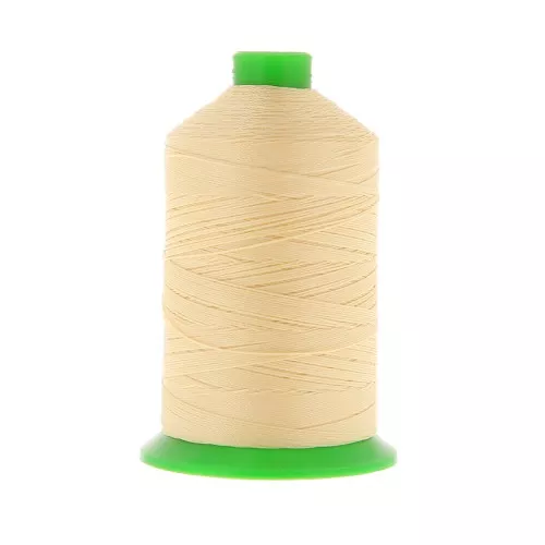 Vega polyester yarn size 40 - Vanilla n°713 x600m
