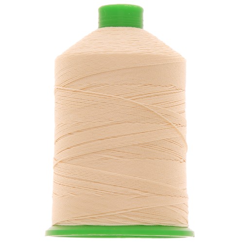 Vega polyester yarn size 30 - Vanilla n°713 x450m