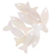 19x10mm Mother of Pearl Fish Sequins - Natural x10