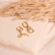 11x8mm Round Padlock & Key Charm with zirconium oxide - Gold Tone - Crystal x1