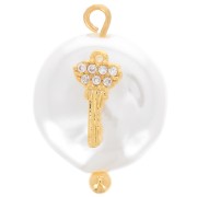 20x14mm Round freshwater pearl and zirconium oxide key pendant - White - Gold x1|raw }}