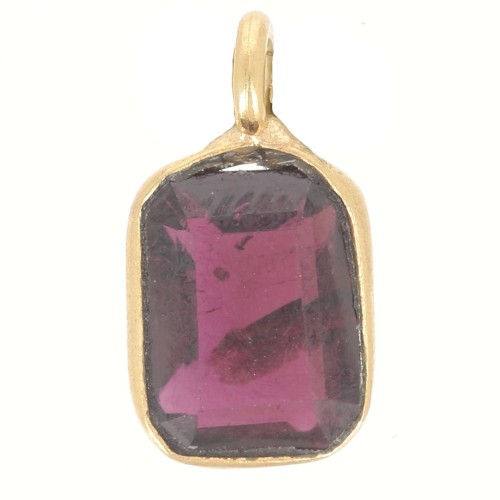 11x6 mm Rectangle faceted gemstone charm - Fine Gold plated - Garnet x1