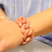 31x29mm Square twisted acrylic link - Marbled Antique Pink x1