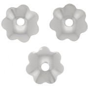 6mm Flower bead caps - Fine silver plating x20|raw }}