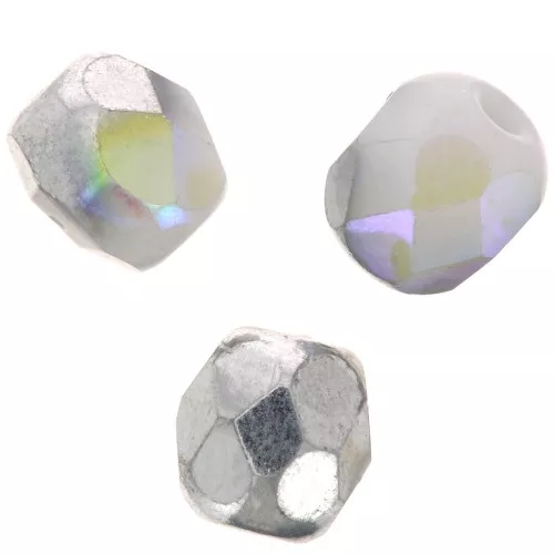 Facets 4 mm - Chalk White Silver Rainbow x50