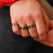 Adjustable epoxy resin star ring - Gold Tone - Black x1
