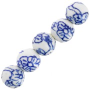 10mm Ceramic round beads - flower pattern - White - Blue x4