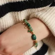 14x10mm Oval engraved scarab bead in gemstone - Moonstone x1